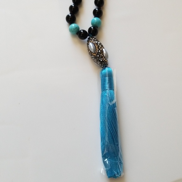 ❤Natural Semi-precious Stone statment Necklace ❤ - Picture 3 of 8